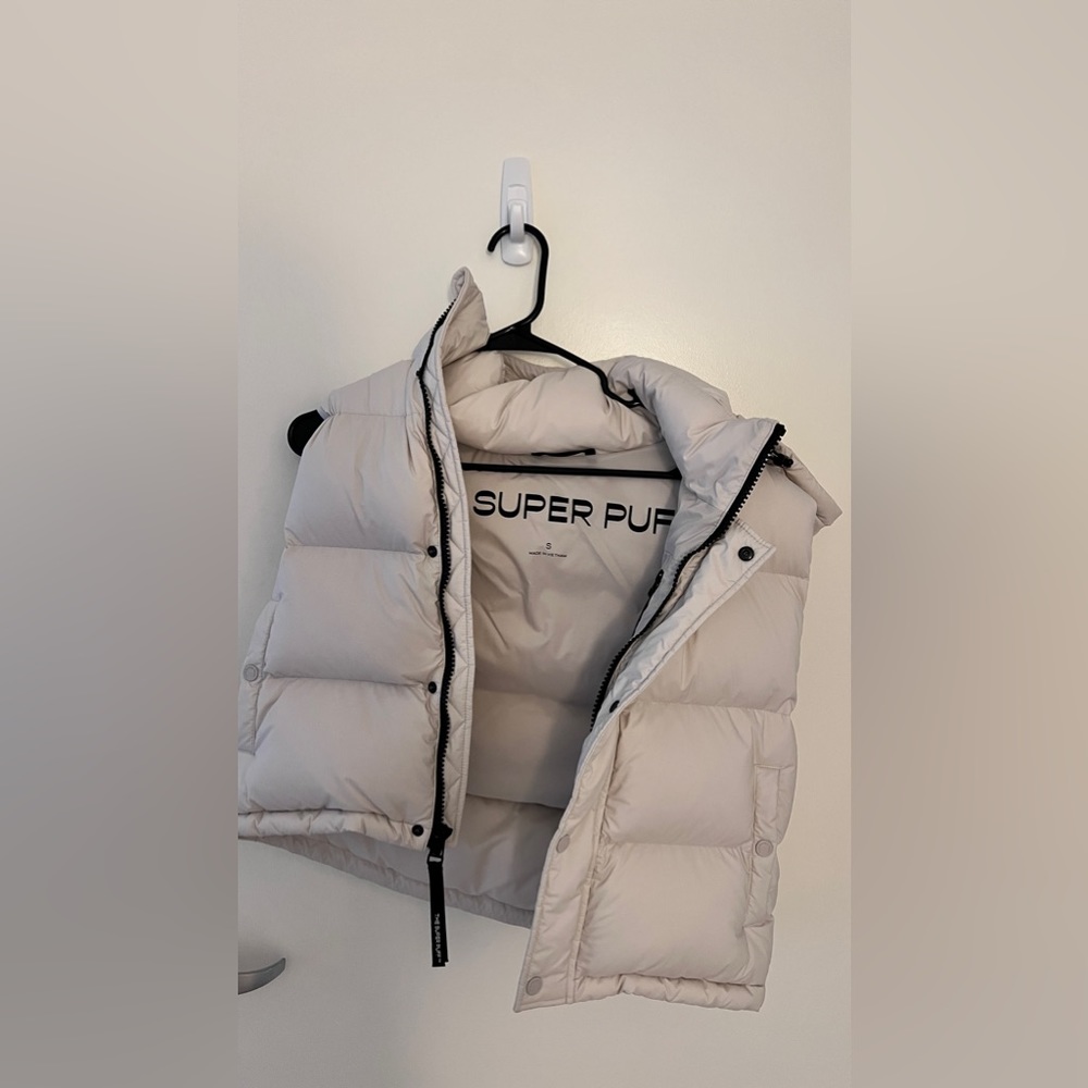 Aritzia Super Puff Vest (Stone)